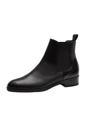 Back Square Point Chelsea Boots