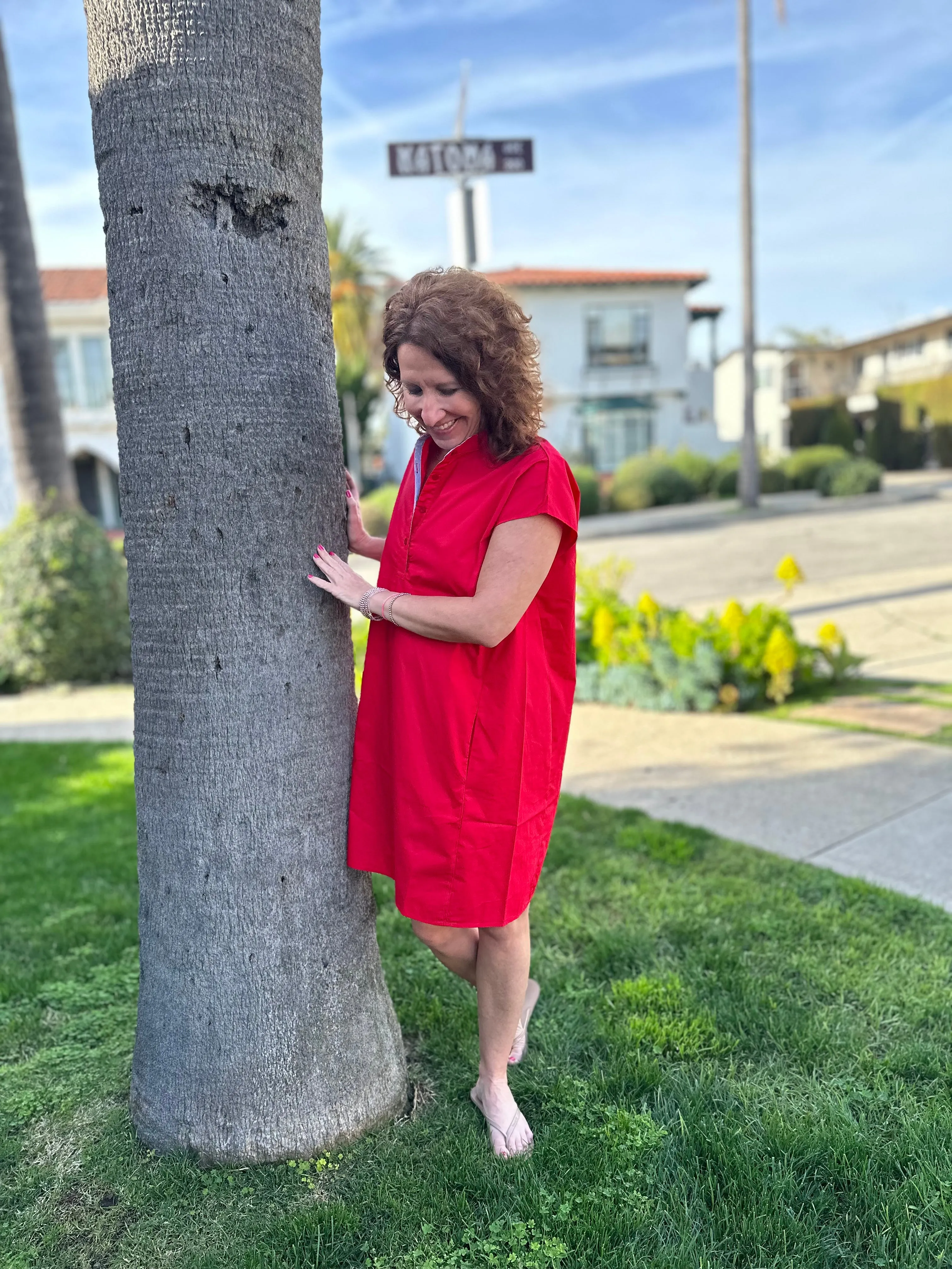 Caryn Lawn Seaside Dress in Coral