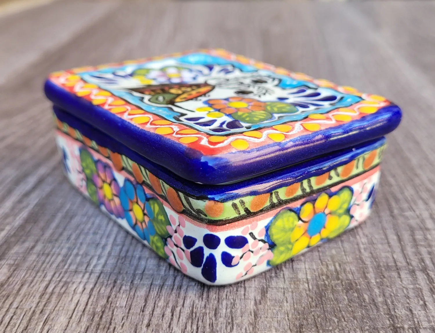 Colibrí  Talavera jewelry box