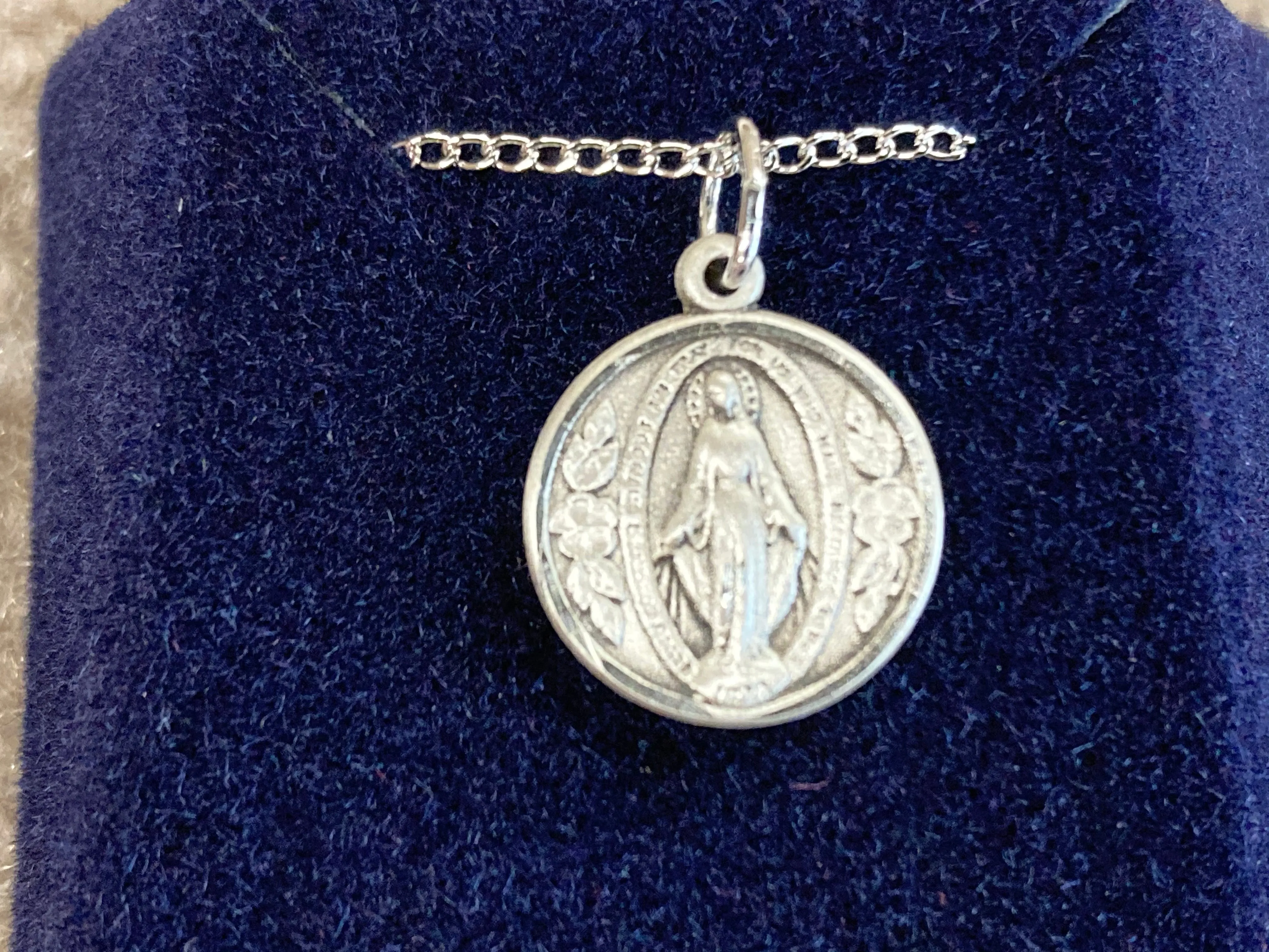 Miraculous Medal Silver Round With Chain Religious